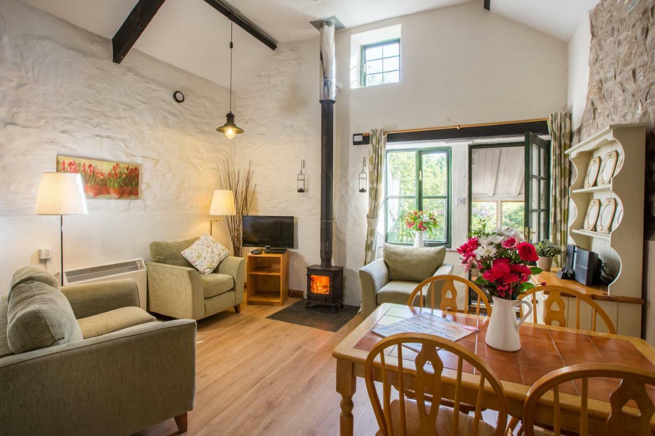 Cwm Connell Coastal Cottages Moylgrove ภายนอก รูปภาพ