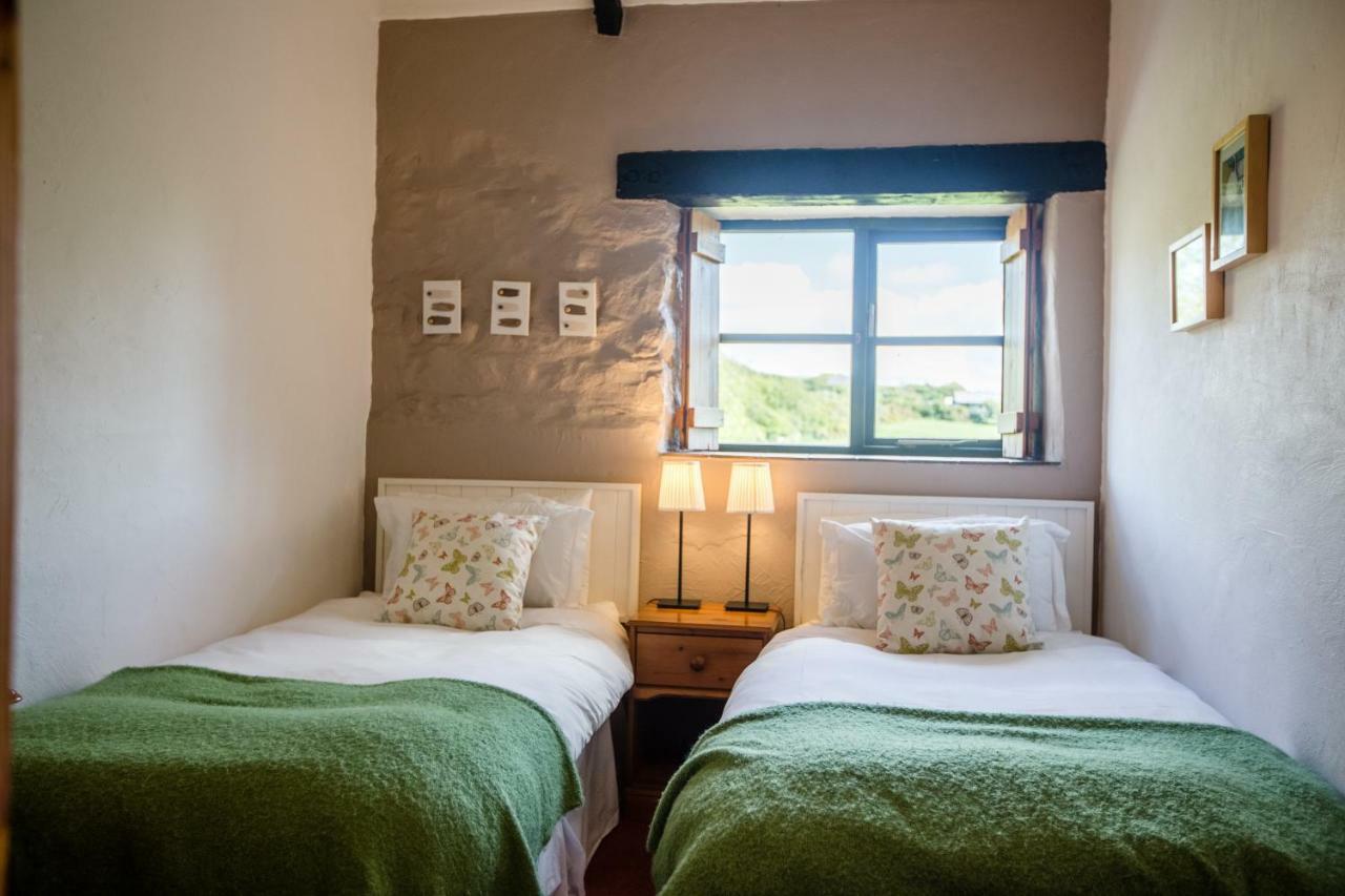 Cwm Connell Coastal Cottages Moylgrove ภายนอก รูปภาพ