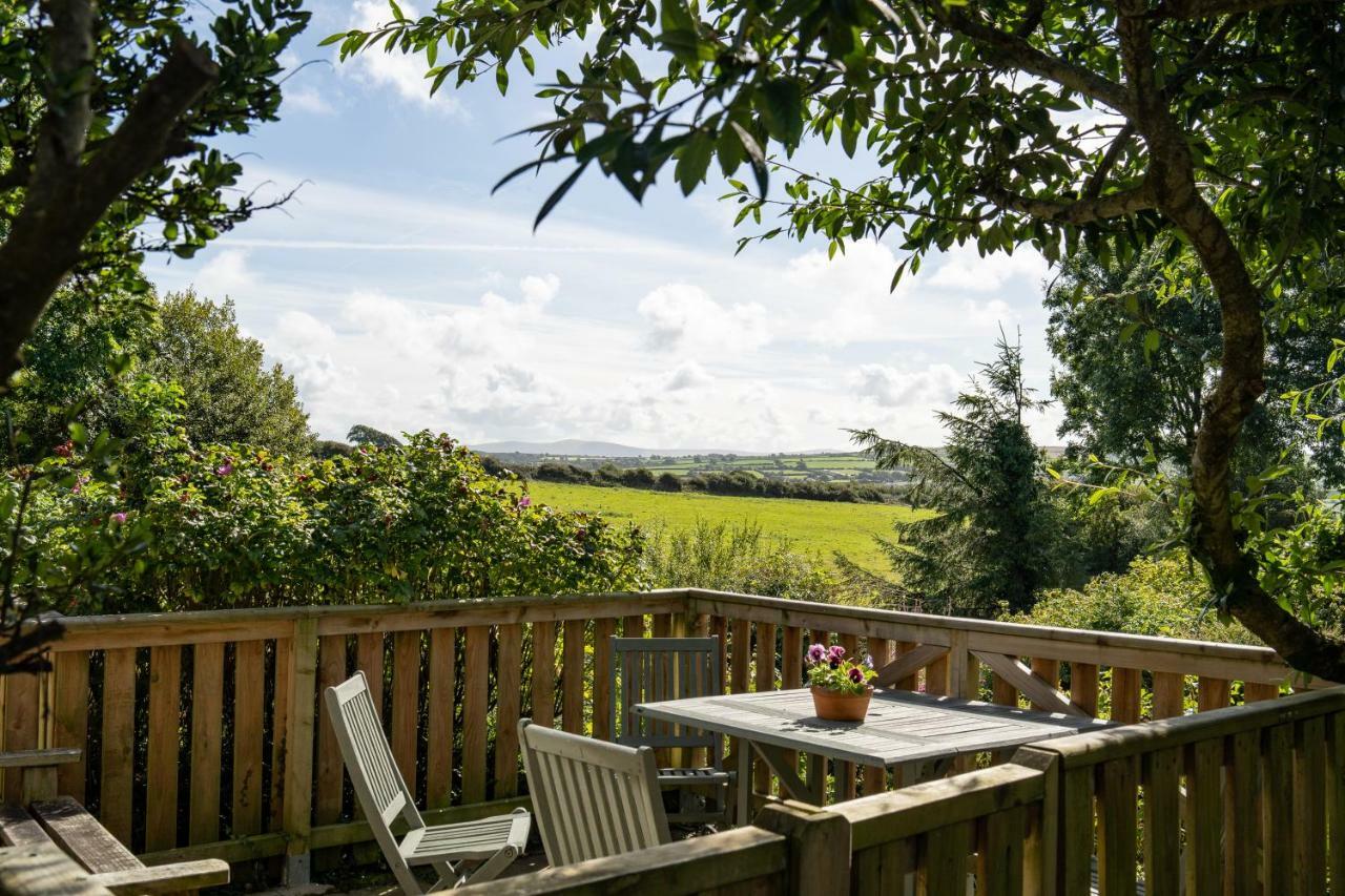Cwm Connell Coastal Cottages Moylgrove ภายนอก รูปภาพ